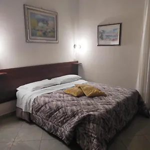 maras-house-rome.it-romehotels.com/